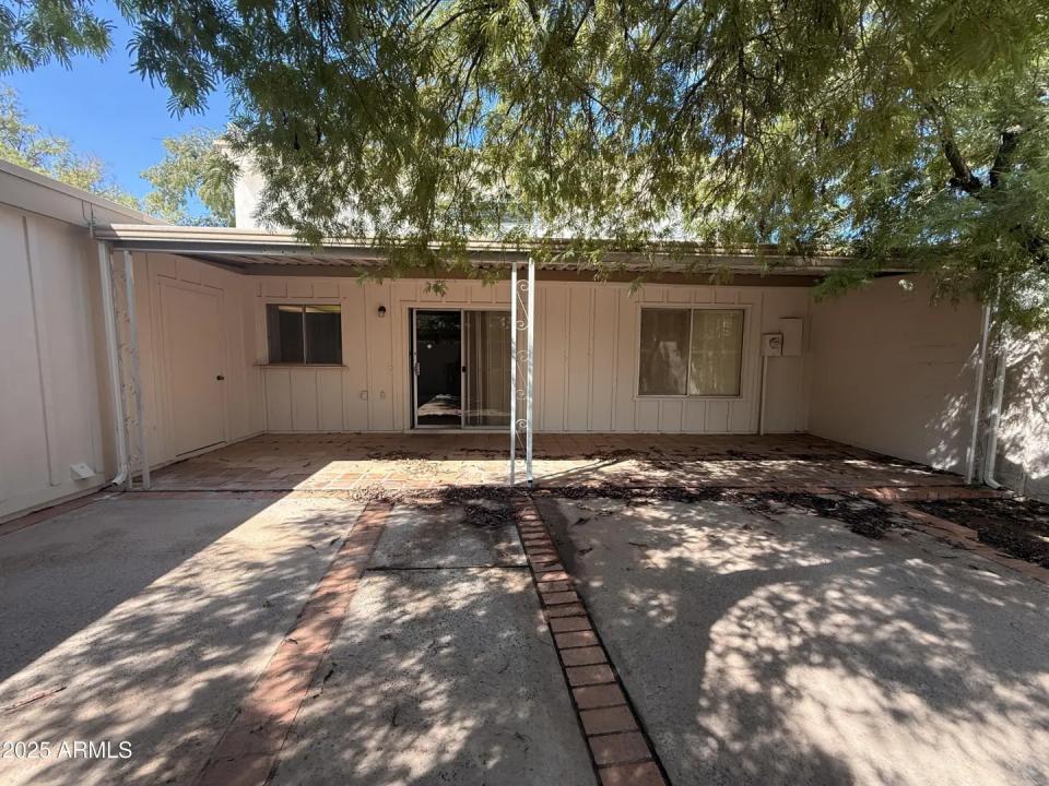 Real Estate Picture 33