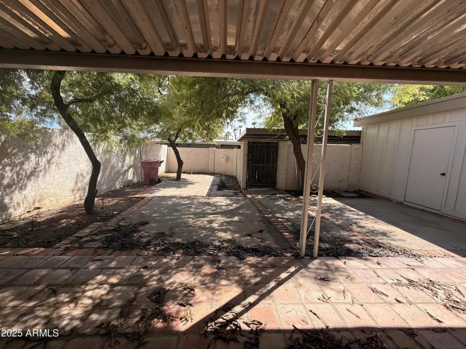 Real Estate Picture 34