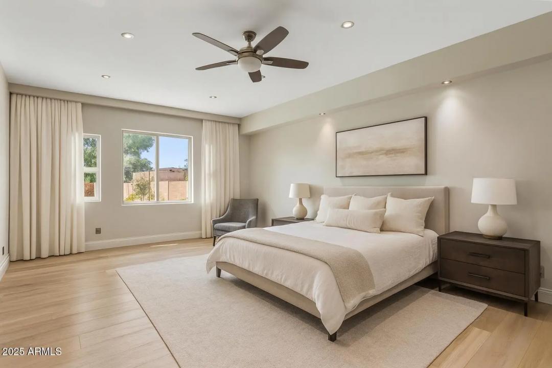 Real Estate Picture 15