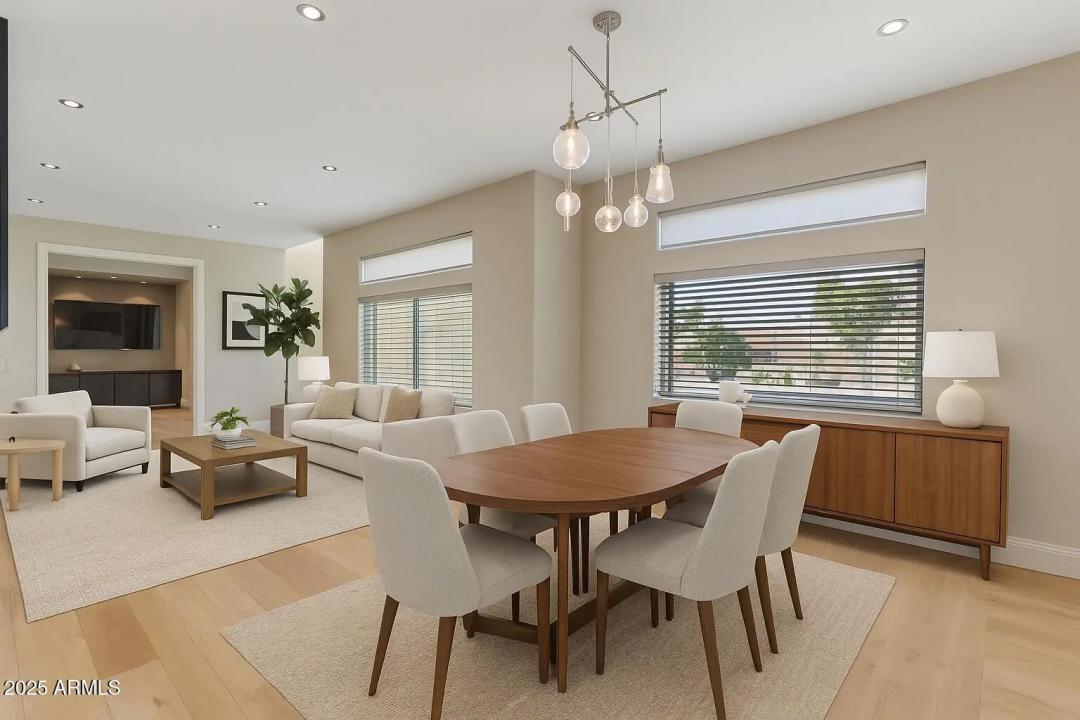 Real Estate Picture 10