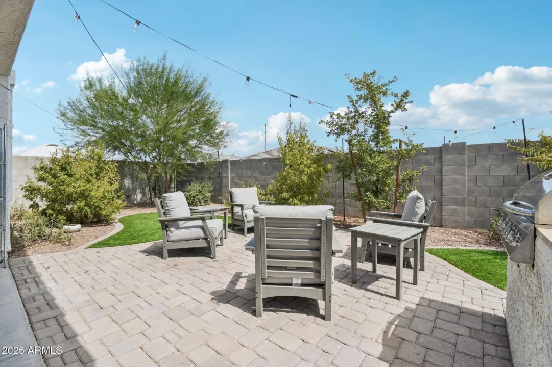 Real Estate Picture 29