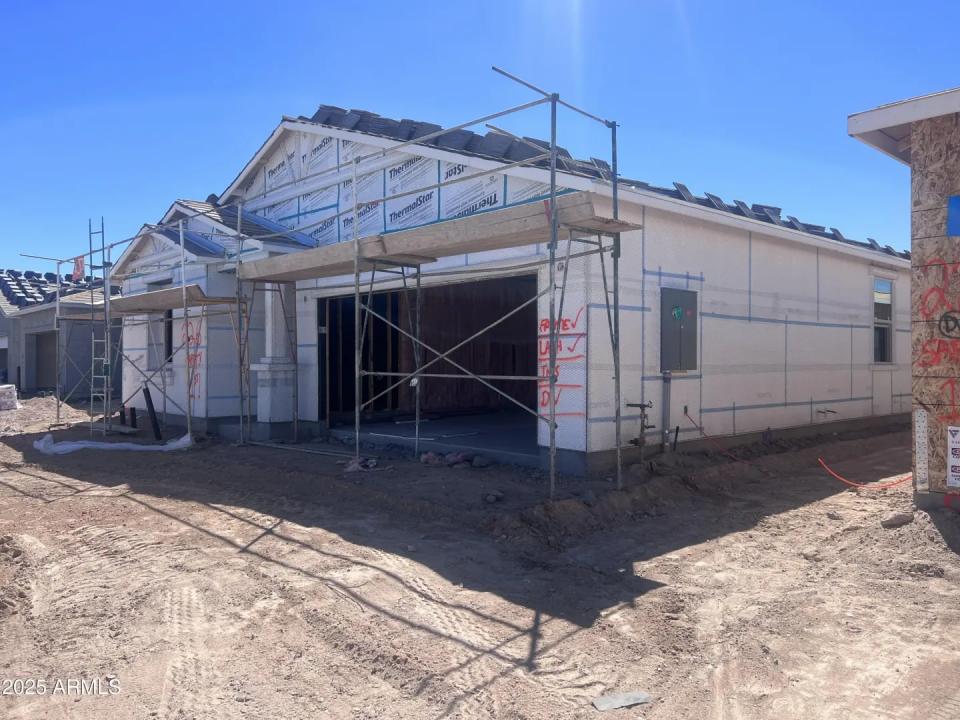 Real Estate Picture 2