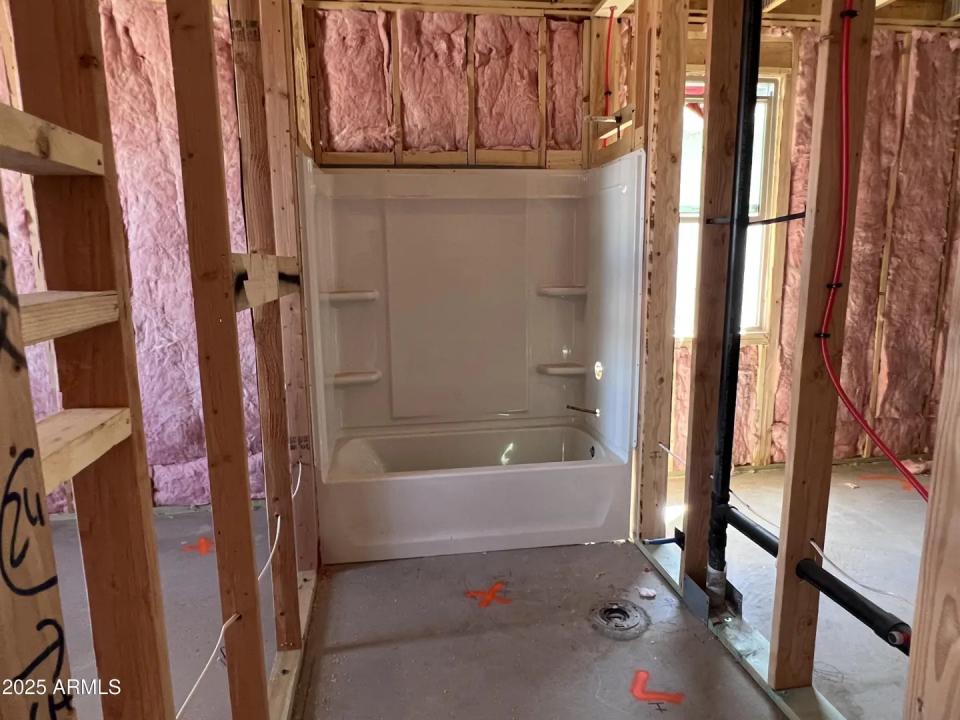 Real Estate Picture 6