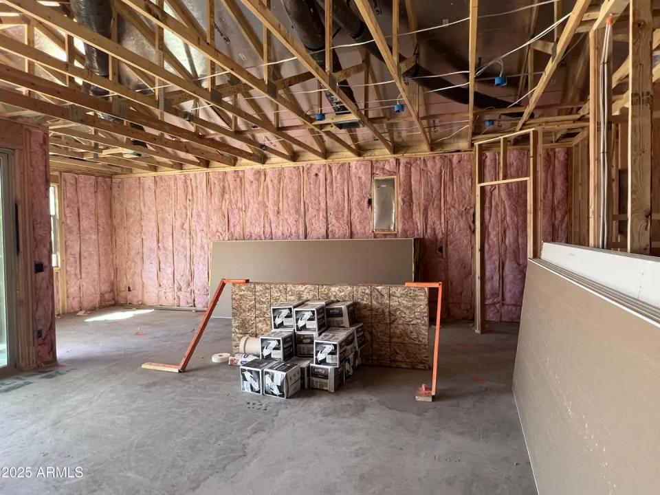 Real Estate Picture 10
