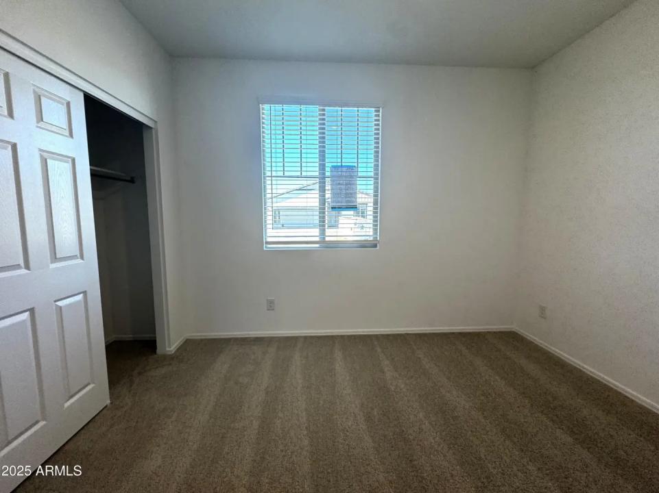 Real Estate Picture 5