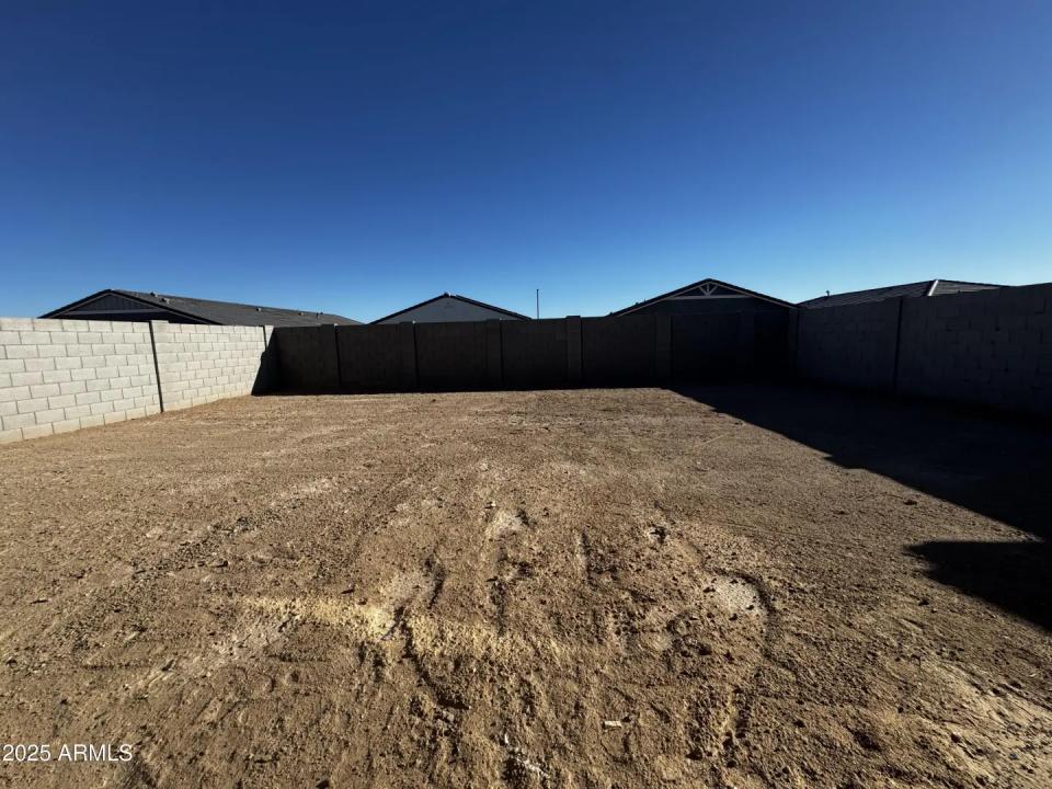 Real Estate Picture 15