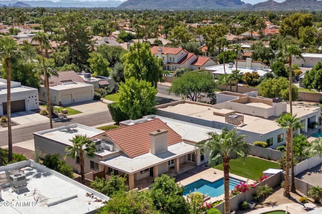 Real Estate Picture 28