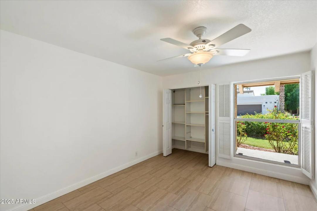 Real Estate Picture 18