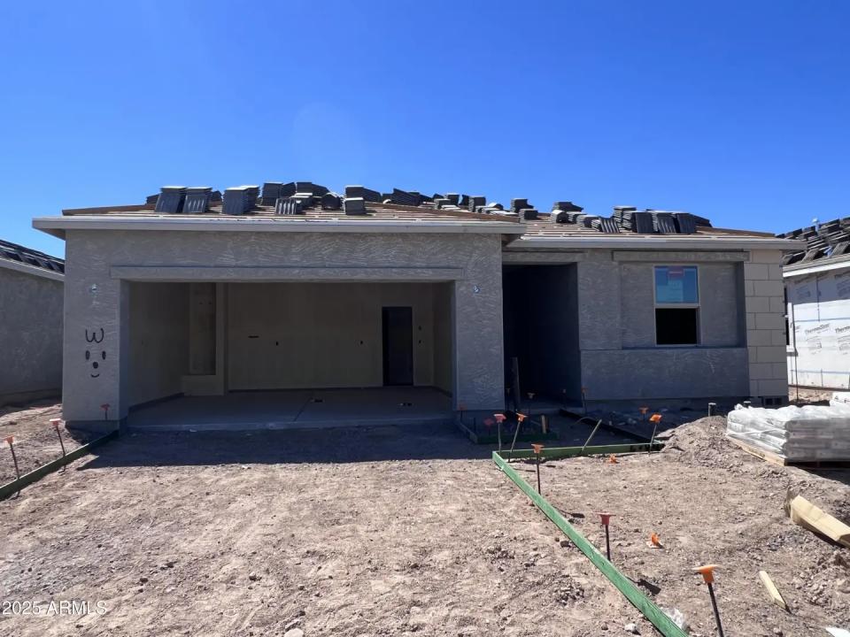 Real Estate Picture 3