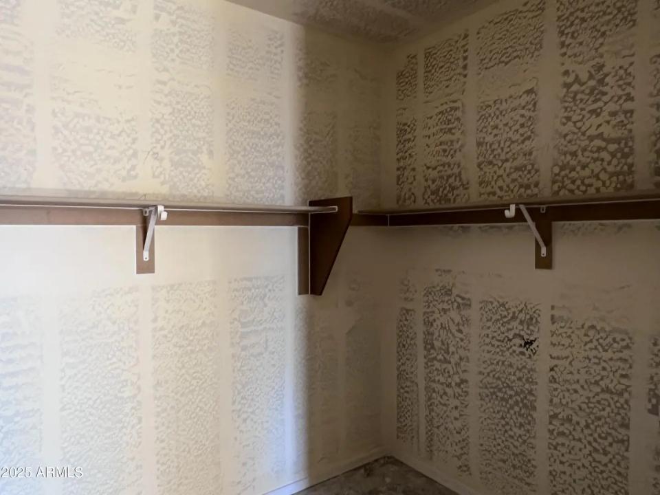 Real Estate Picture 19