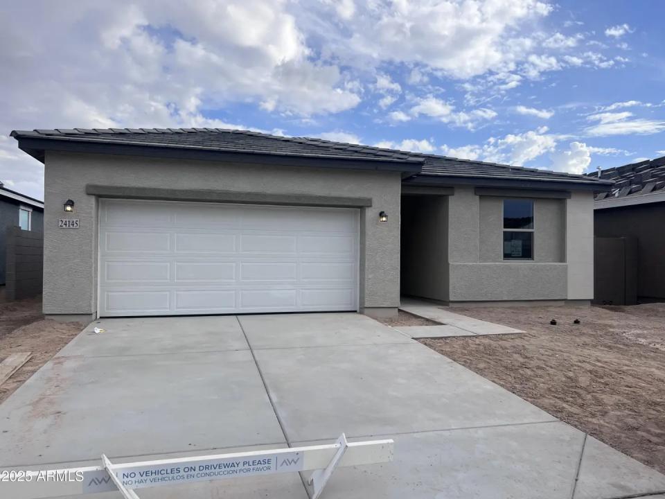 Real Estate Picture 3
