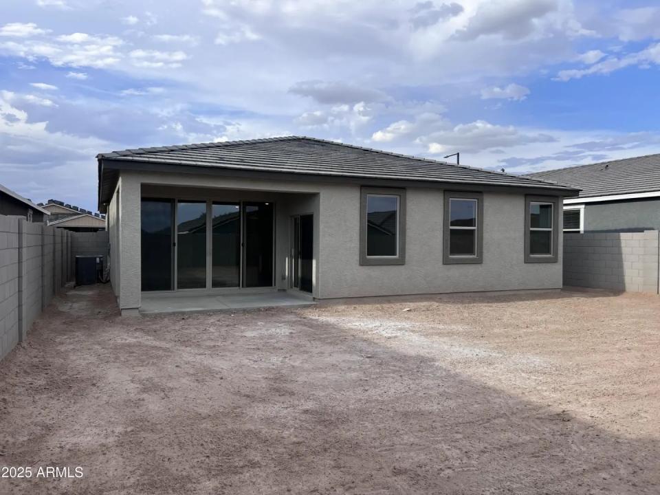 Real Estate Picture 25