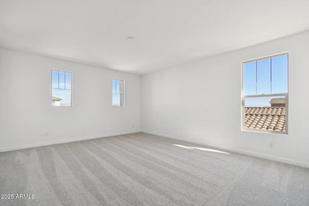 Real Estate Picture 21