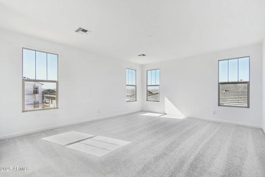 Real Estate Picture 35