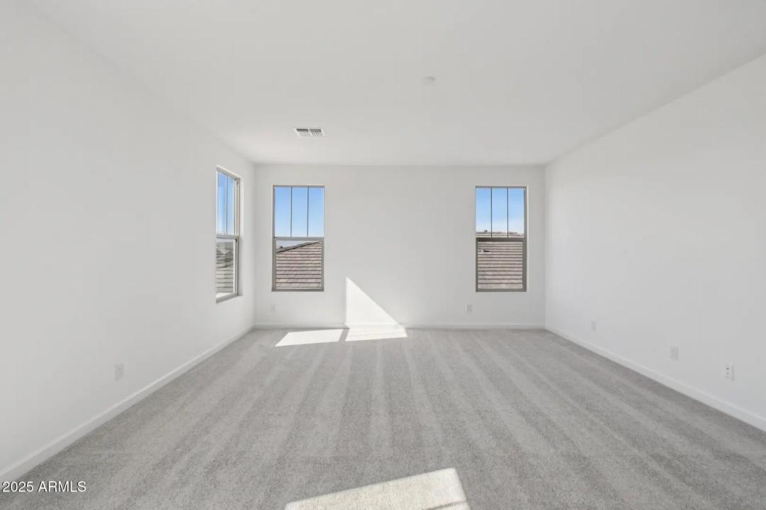 Real Estate Picture 39