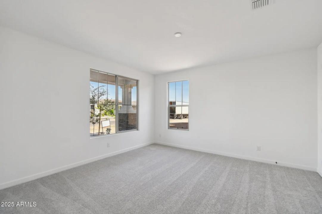 Real Estate Picture 45