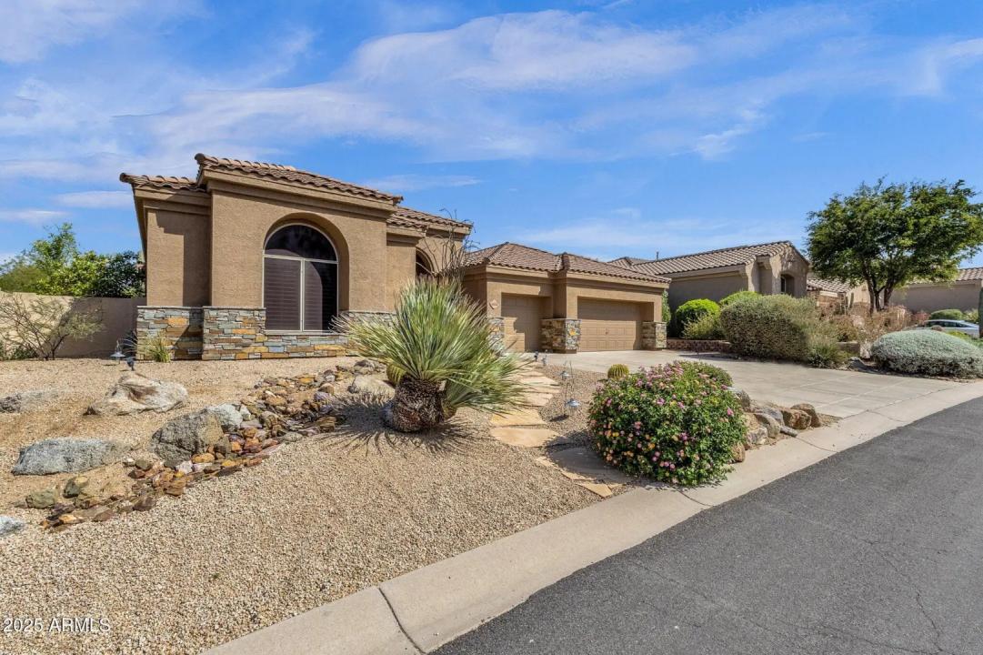 Real Estate Picture 1