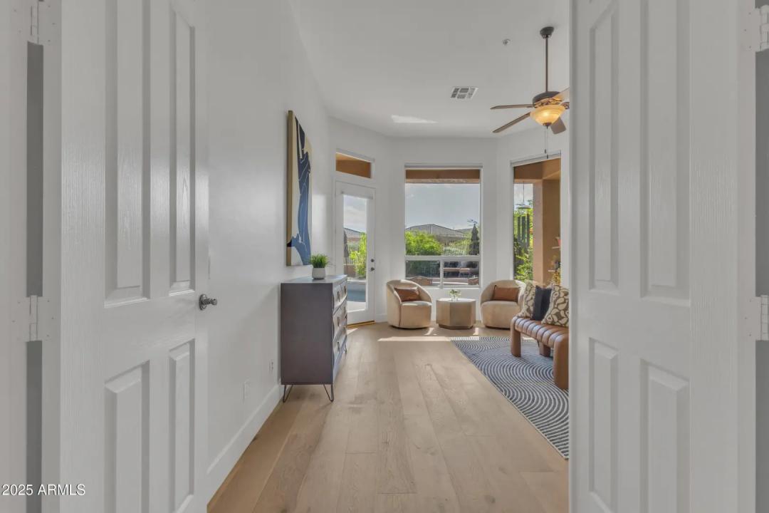 Real Estate Picture 16