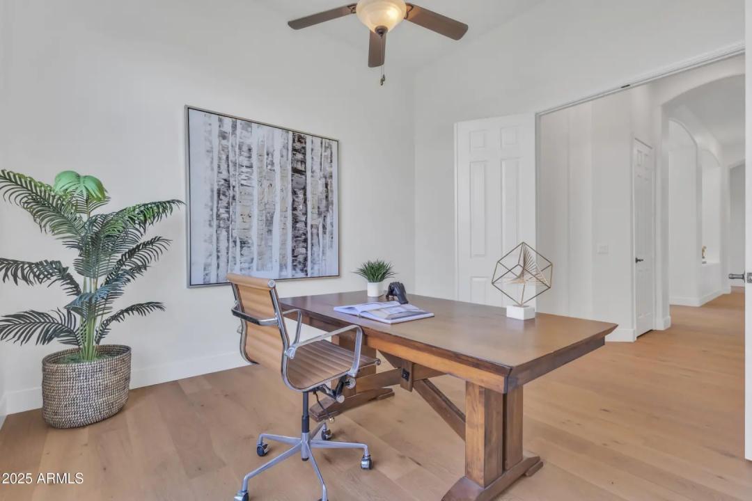 Real Estate Picture 23