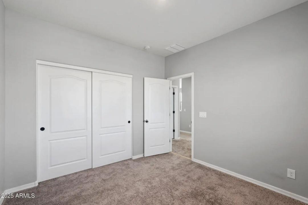 Real Estate Picture 27