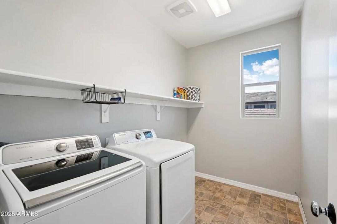 Real Estate Picture 34