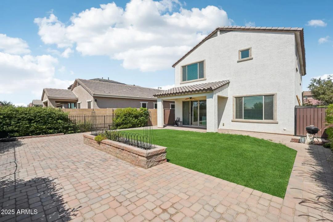 Real Estate Picture 38