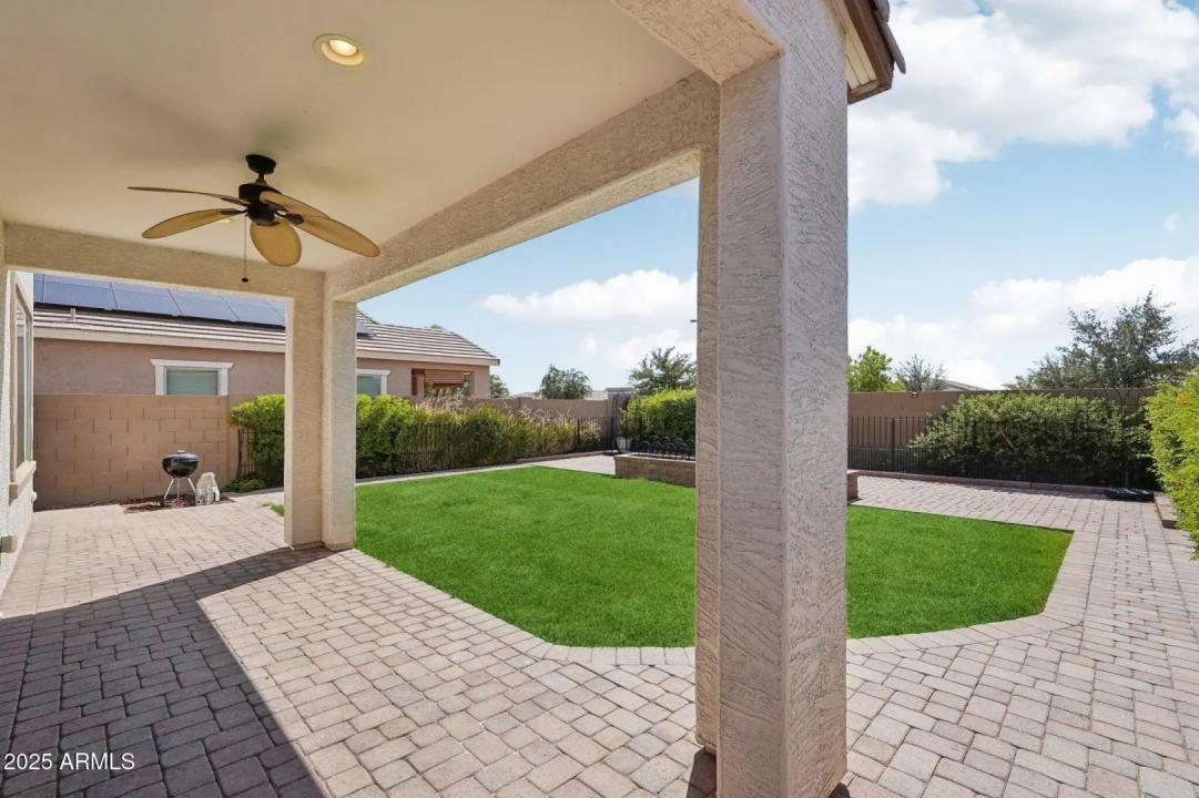 Real Estate Picture 36