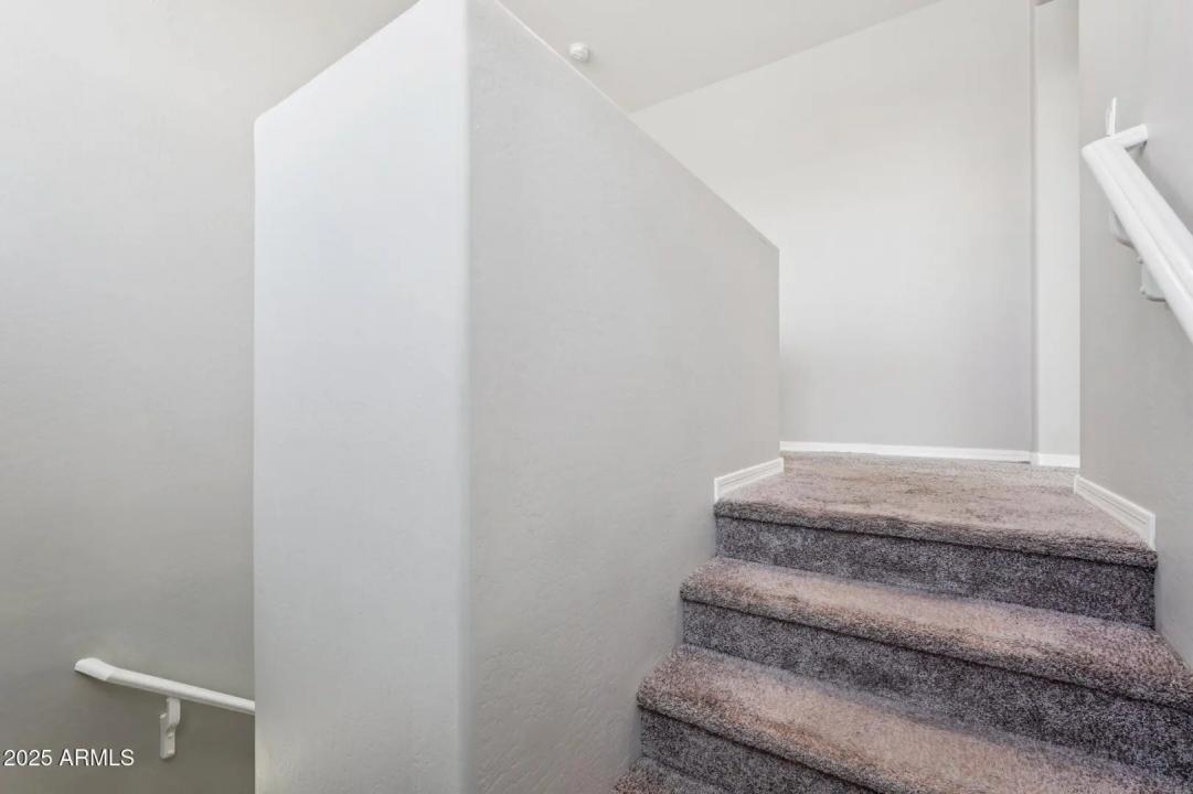 Real Estate Picture 15
