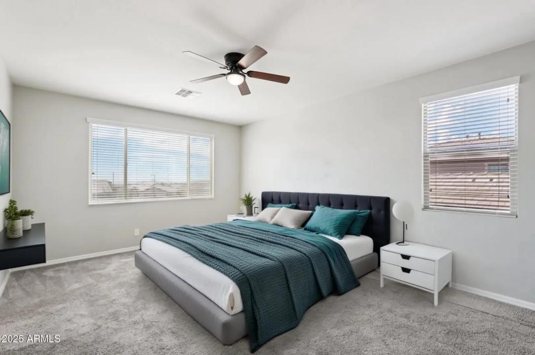 Real Estate Picture 17