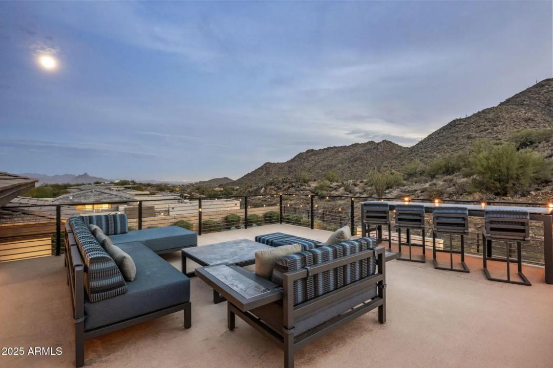 Real Estate Picture 38