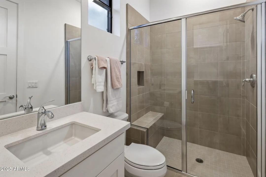 Real Estate Picture 28