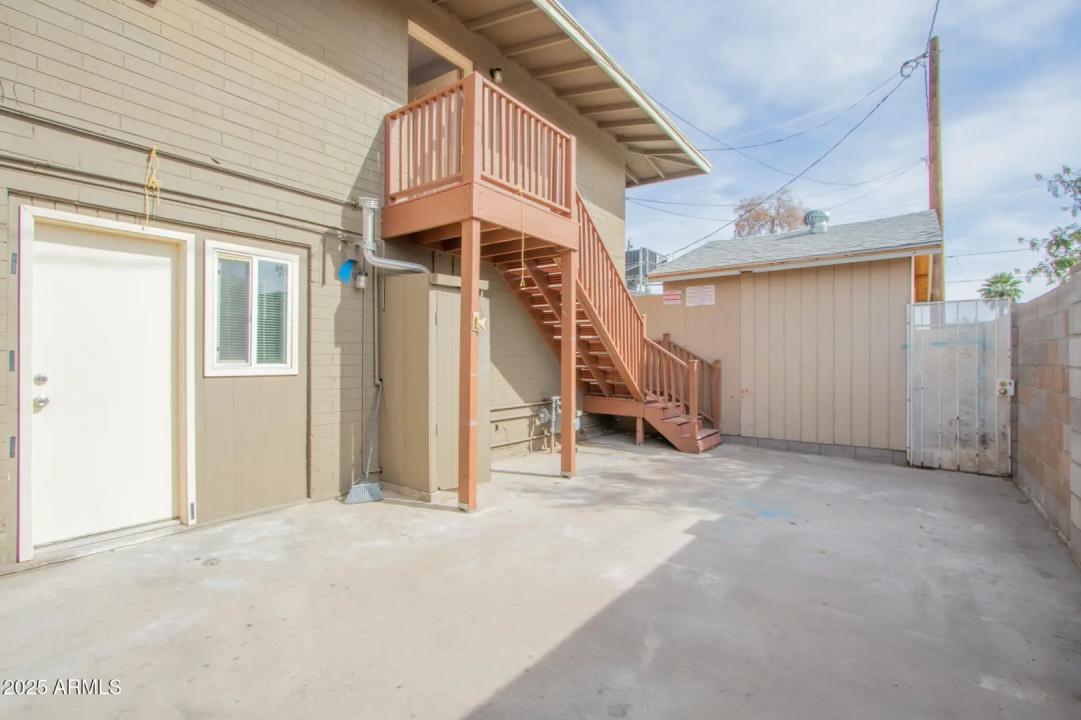 Real Estate Picture 53