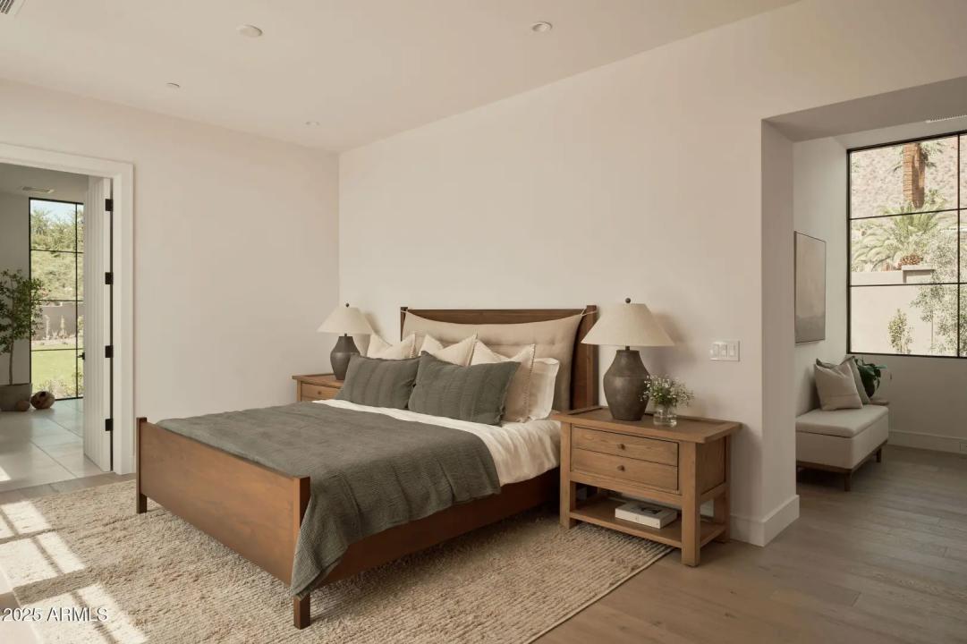 Real Estate Picture 19