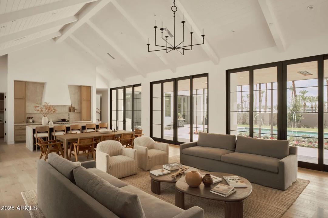 Real Estate Picture 5