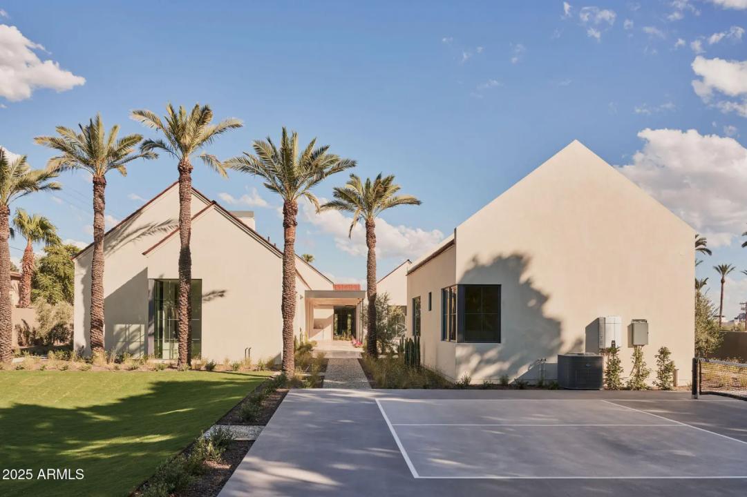 Real Estate Picture 26