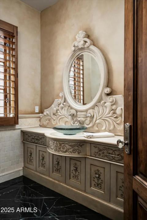 Real Estate Picture 19