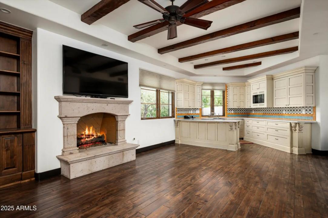 Real Estate Picture 29