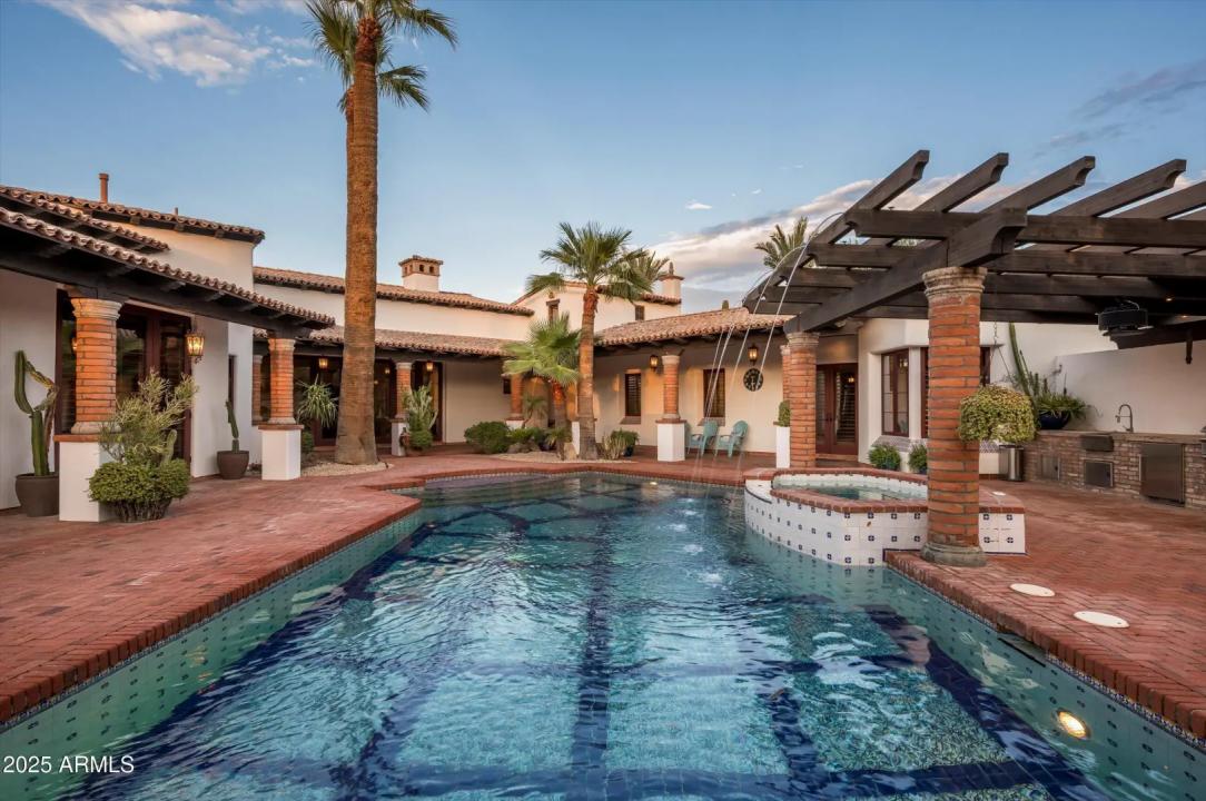 Real Estate Picture 44