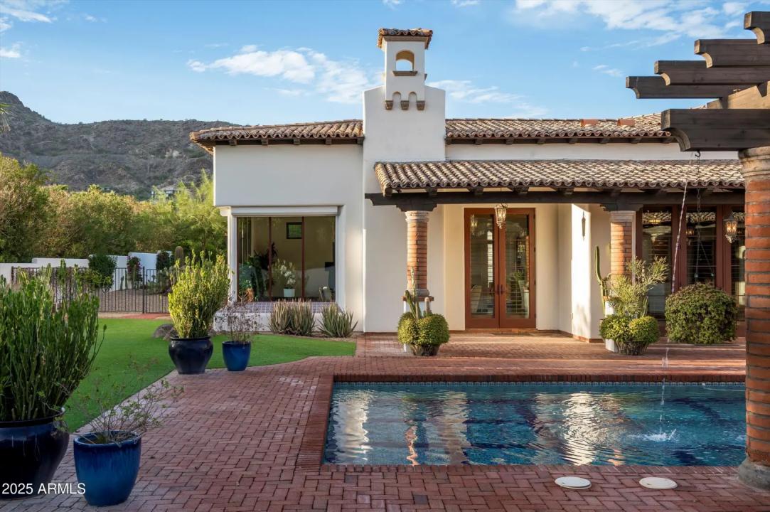 Real Estate Picture 45