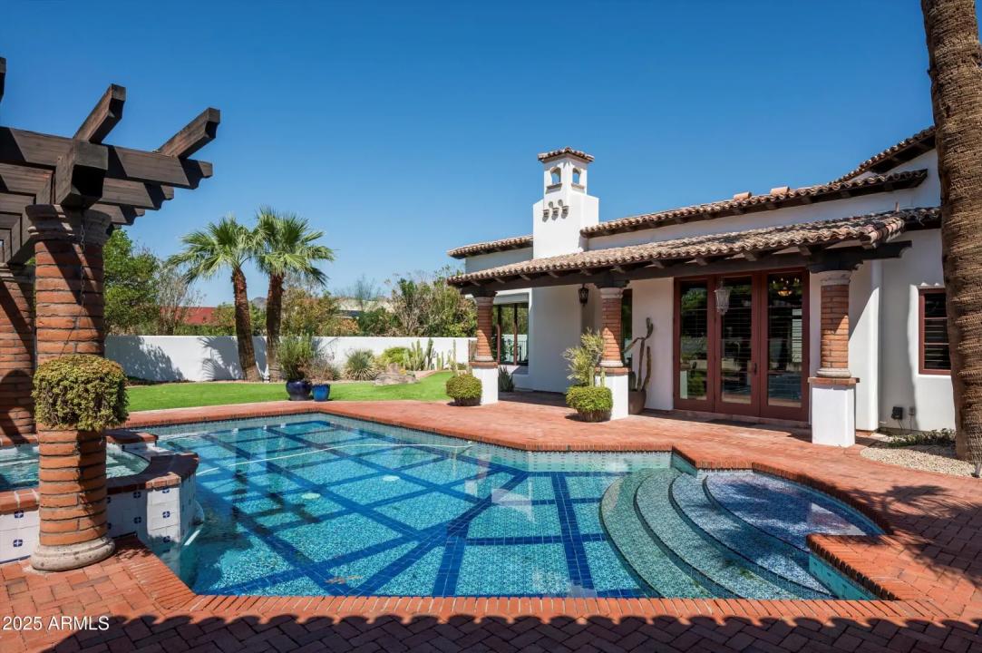 Real Estate Picture 46
