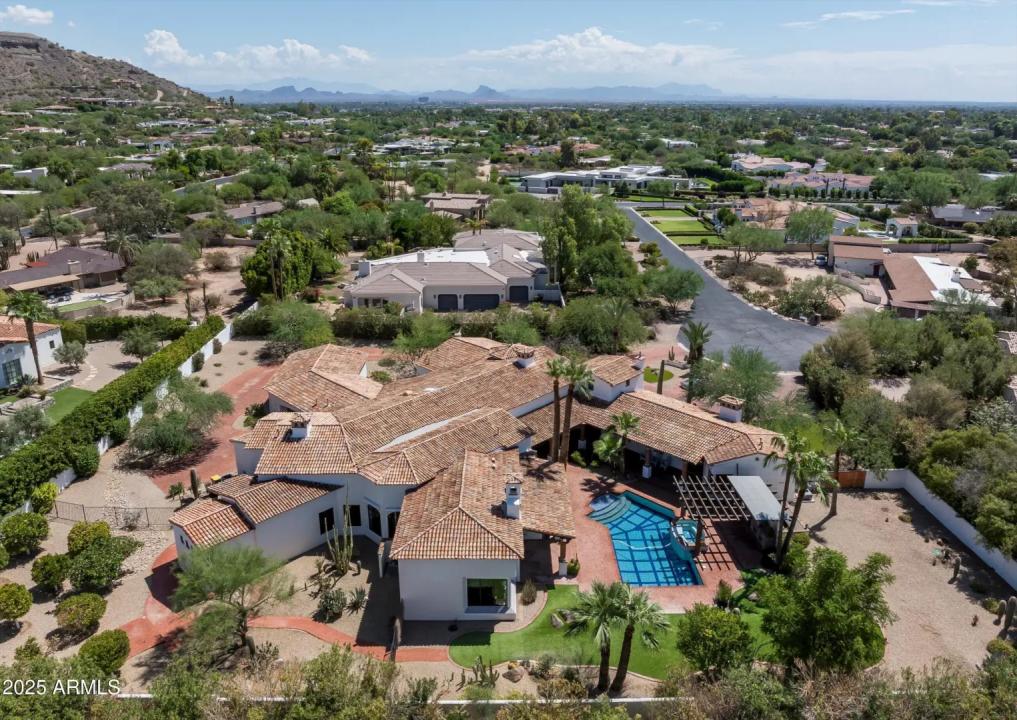 Real Estate Picture 52