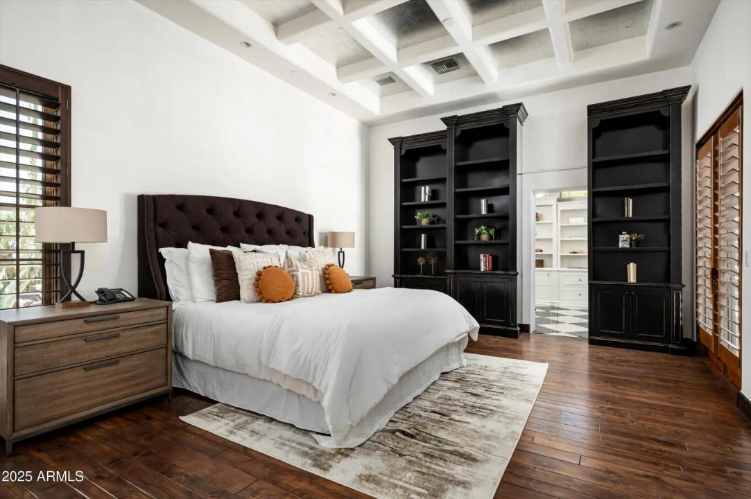 Real Estate Picture 23