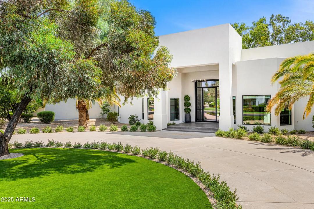 Real Estate Picture 2