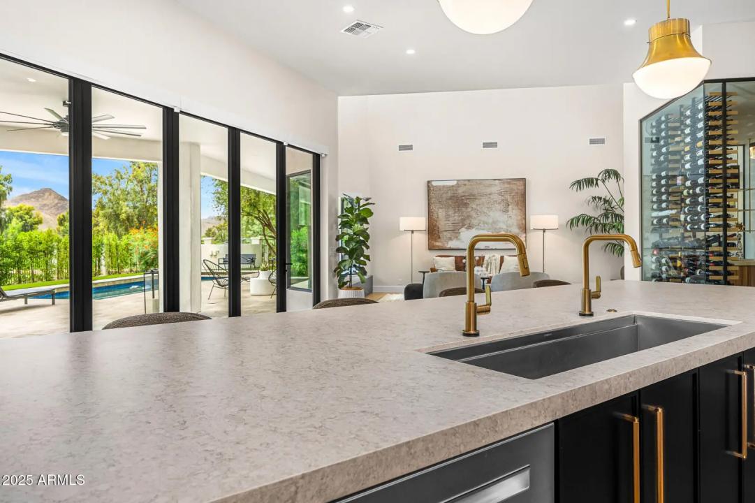 Real Estate Picture 13