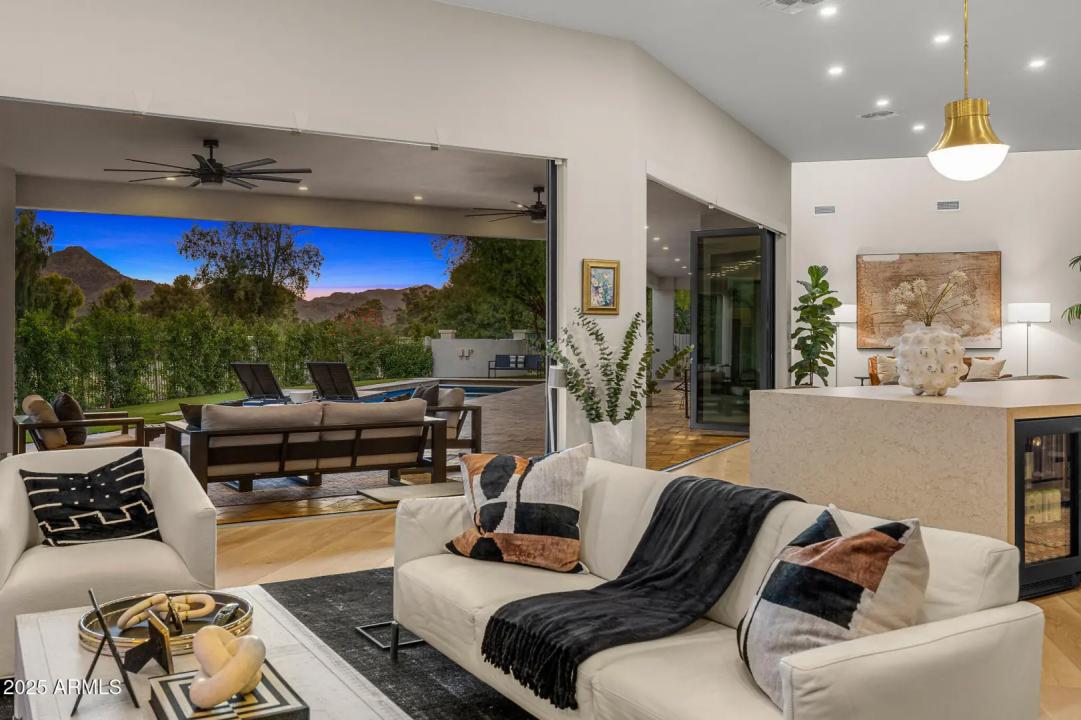 Real Estate Picture 48