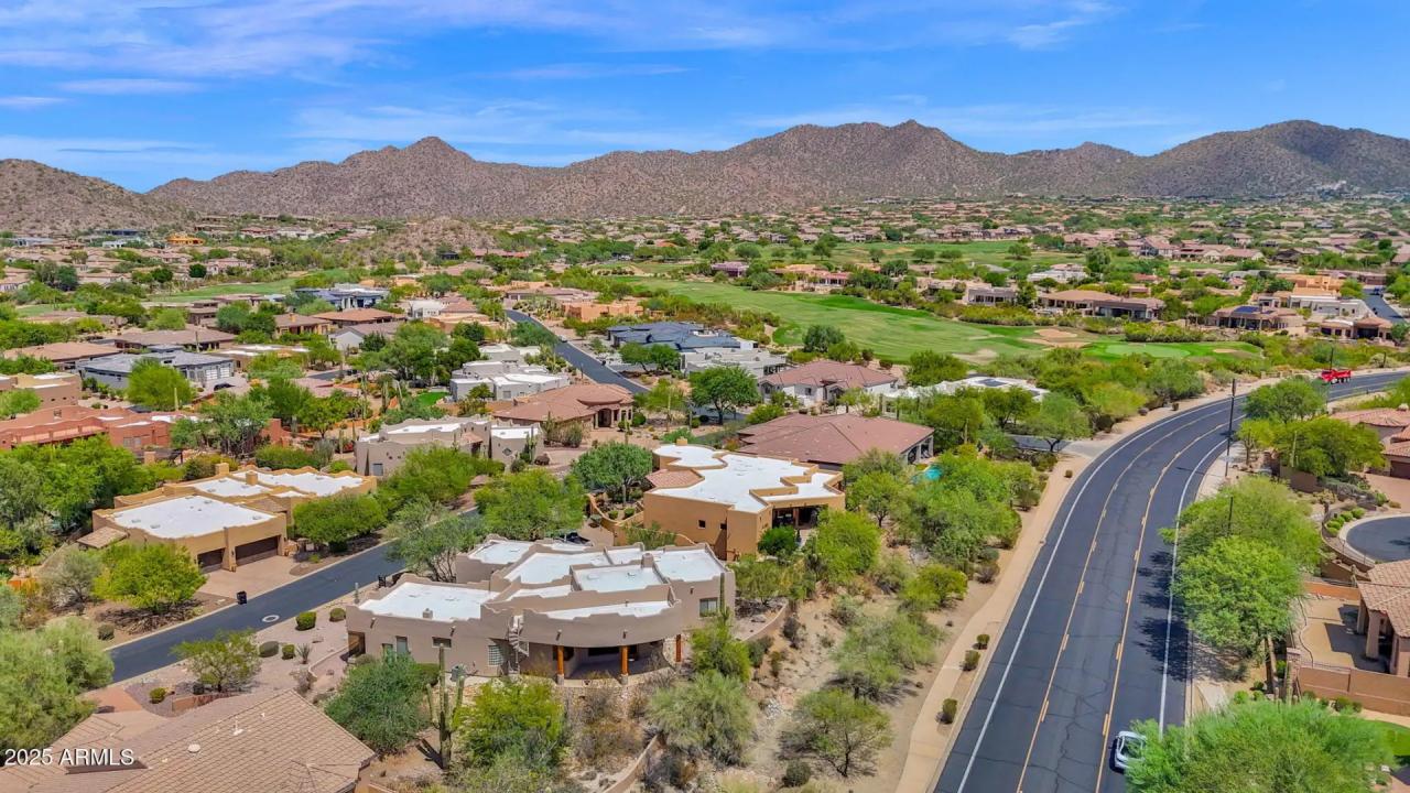 Real Estate Picture 52