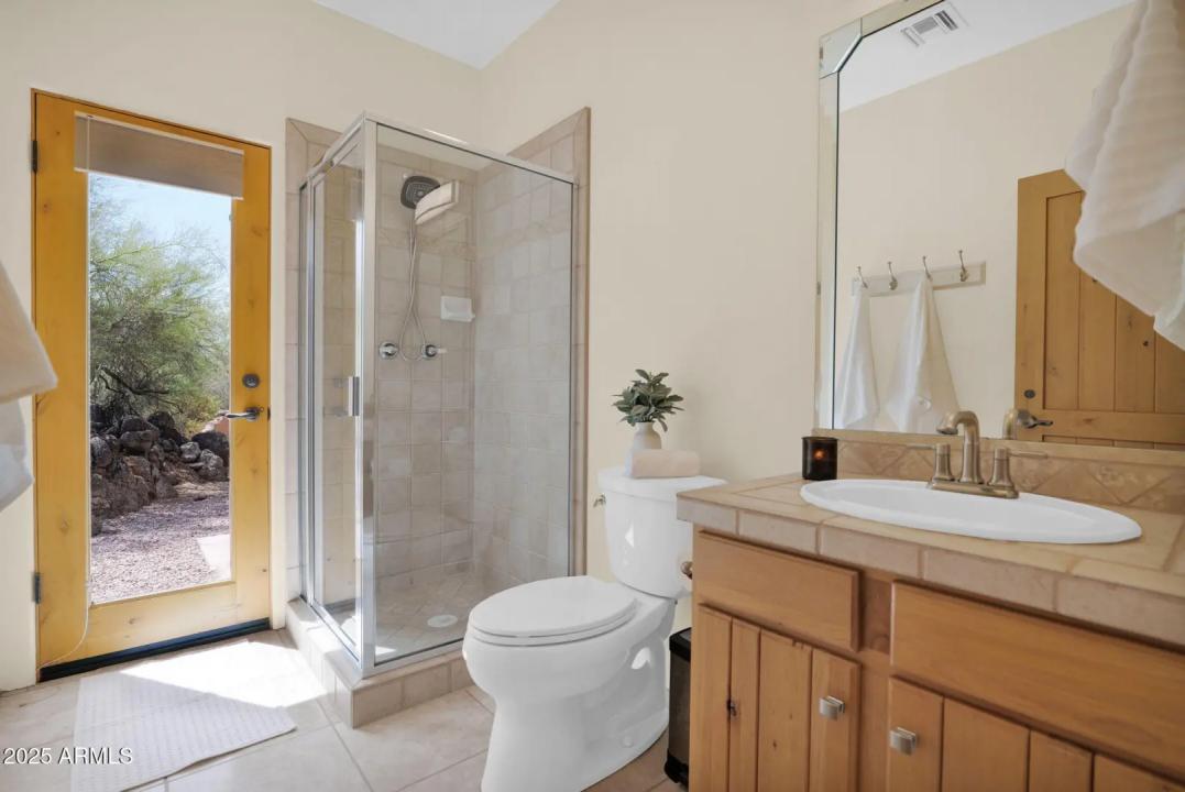 Real Estate Picture 34