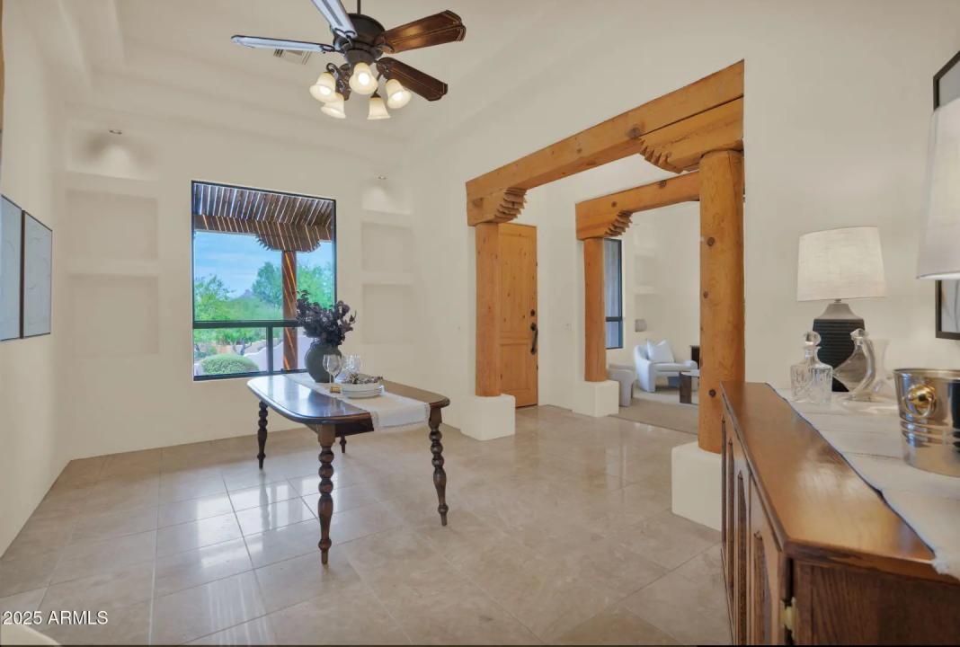 Real Estate Picture 10