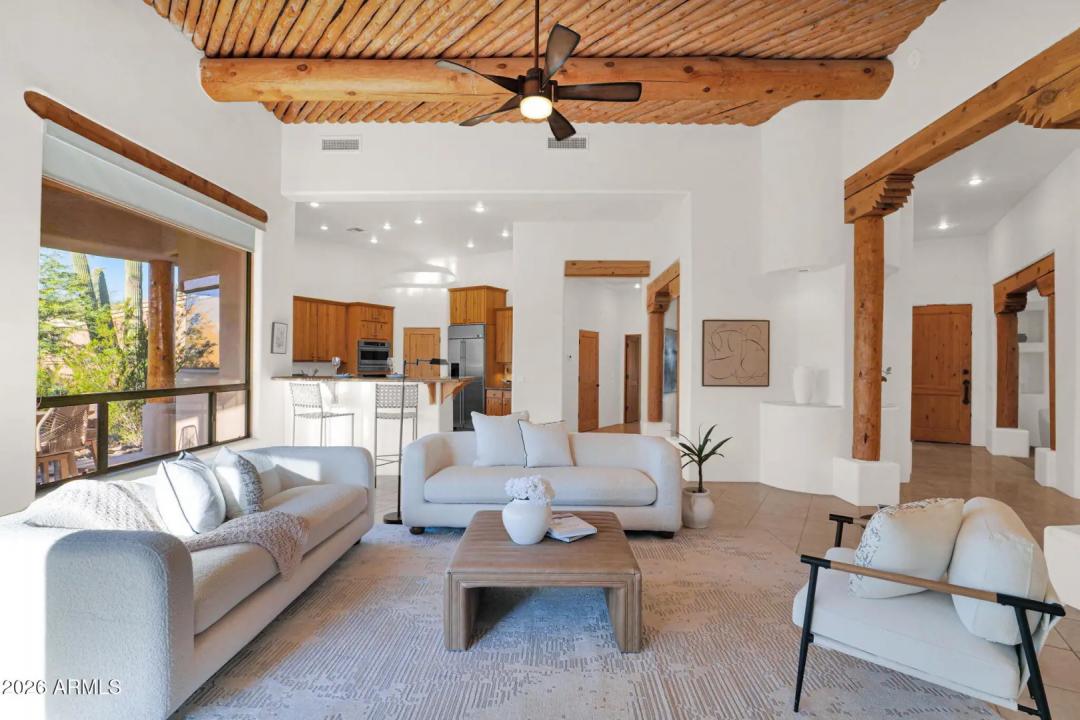 Real Estate Picture 9