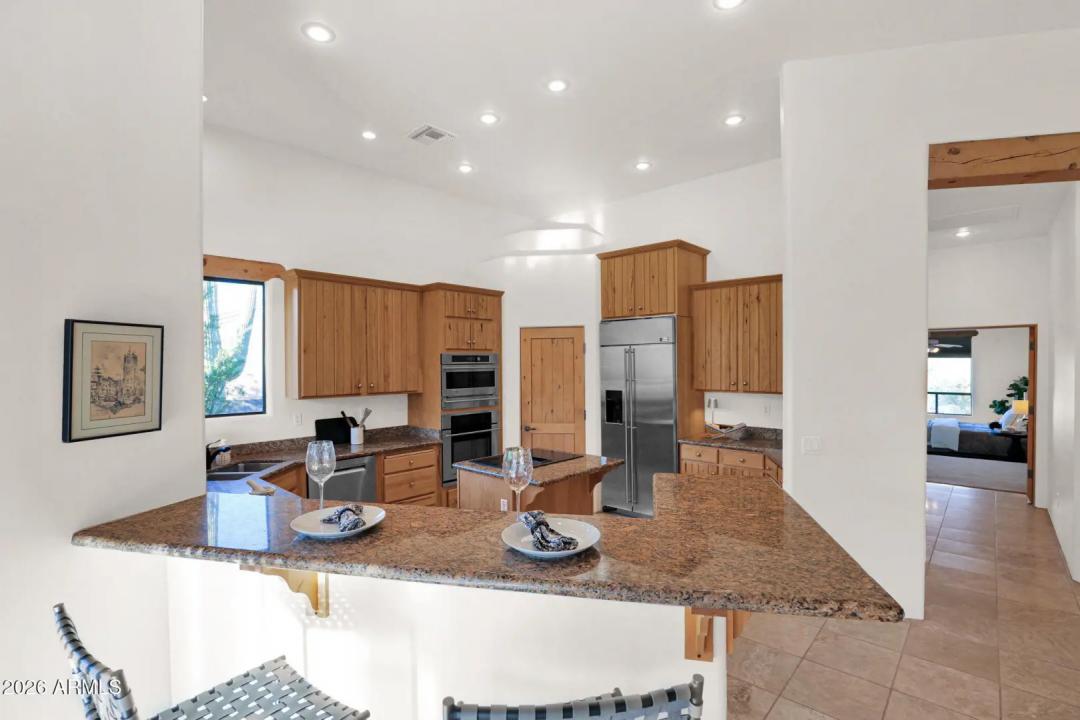 Real Estate Picture 11